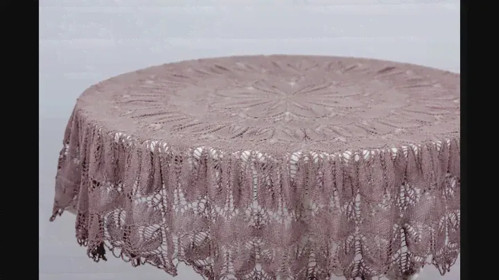 Скатерть вязаная спицами графитового цвета./tablecloth